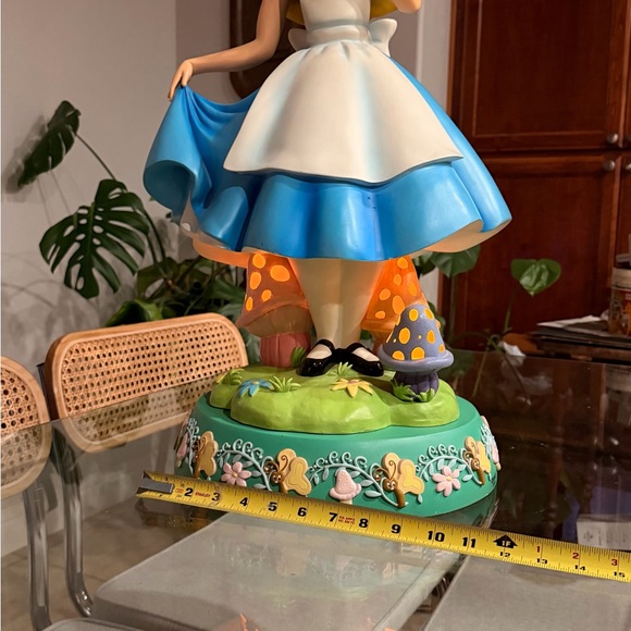 Disney Big Fig Alice in Wonderland Light-Up Statue Figurine Wonderland Mushrooms - Picture 11 of 14